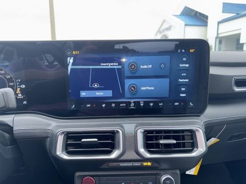 Used 2025 Ford Mustang GT Premium image 12