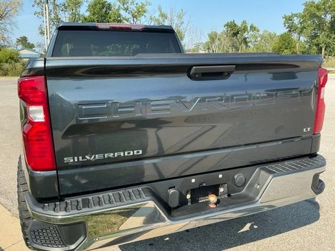Used 2020 Chevrolet Silverado 1500 LT AWD/4WD image 10