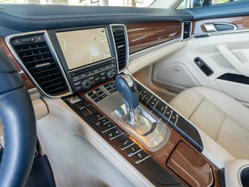 Used 2011 Porsche Panamera 4S AWD/4WD image 17