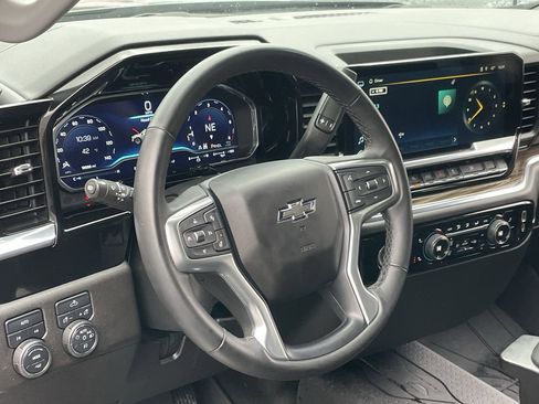 Used 2023 Chevrolet Silverado 1500 RST image 30