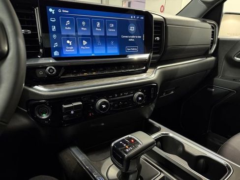 Certified 2024 Chevrolet Silverado 1500 LTZ image 20
