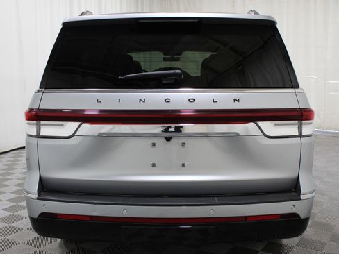 Used 2022 Lincoln Navigator L Black Label image 32