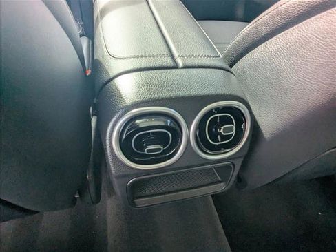 Certified 2025 Mercedes-Benz C 300 Sedan image 17