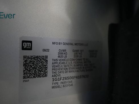 Used 2023 Chevrolet Bolt EUV Premier FWD image 27