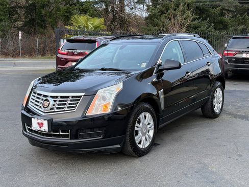 Used 2015 Cadillac SRX FWD image 3