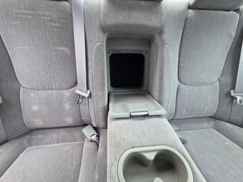 Used 2000 Toyota Avalon XLS image 12