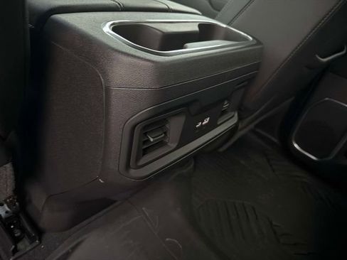 Used 2024 Chevrolet Silverado 1500 LT Trail Boss w/ LT Trail Boss Premium Package AWD/4WD image 16