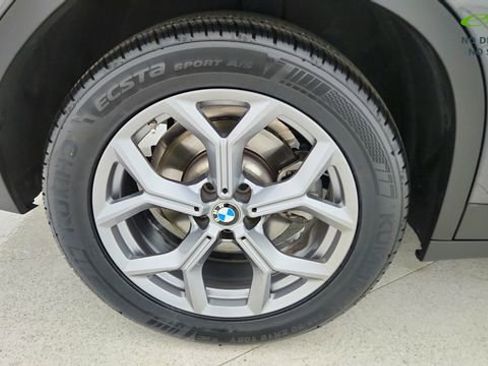 Used 2025 BMW X4 xDrive30i AWD/4WD image 64