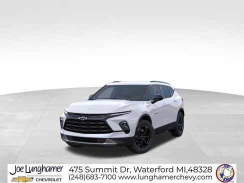 New 2026 Chevrolet Blazer LT w/ Convenience Package AWD/4WD image 9