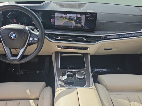 Used 2024 BMW X5 sDrive40i w/ Premium Package RWD image 13