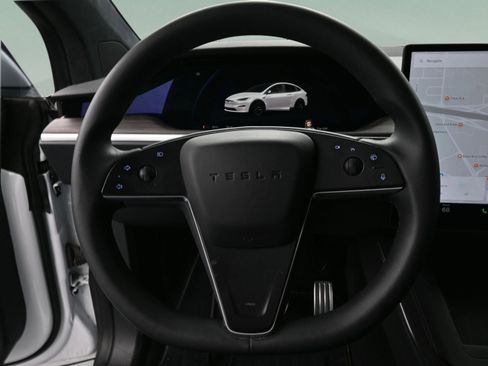 Used 2024 Tesla Model X Base image 30