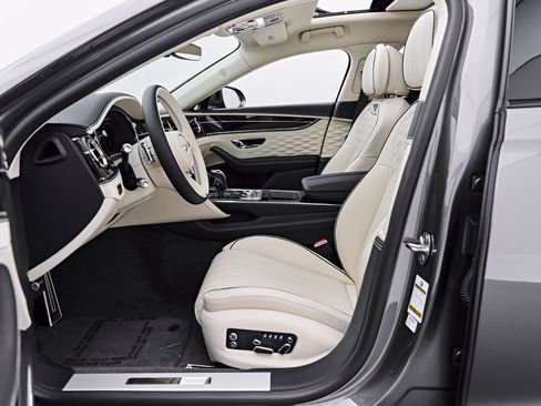 Used 2022 Bentley Flying Spur W12 AWD/4WD image 37