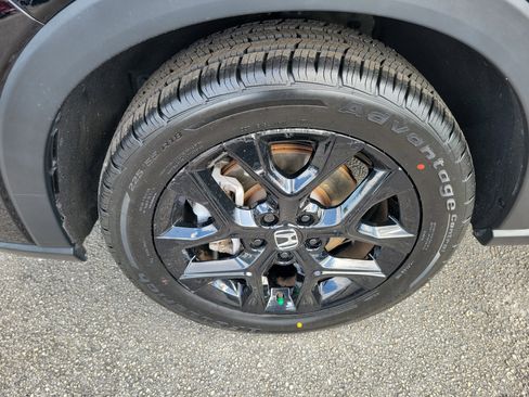 Used 2024 Honda HR-V Sport image 17