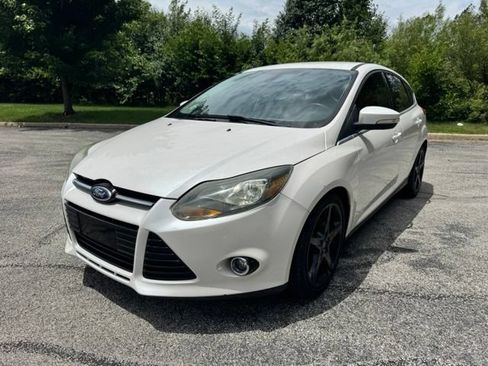 Used 2012 Ford Focus Titanium FWD image 9