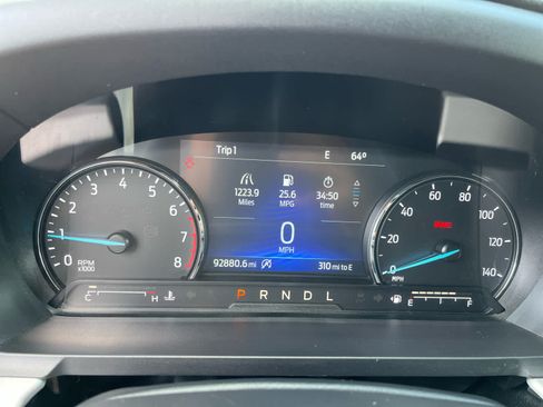 Used 2023 Ford Explorer XLT RWD image 18