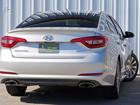 Used 2017 Hyundai Sonata Sport w/ Cargo Package image 4
