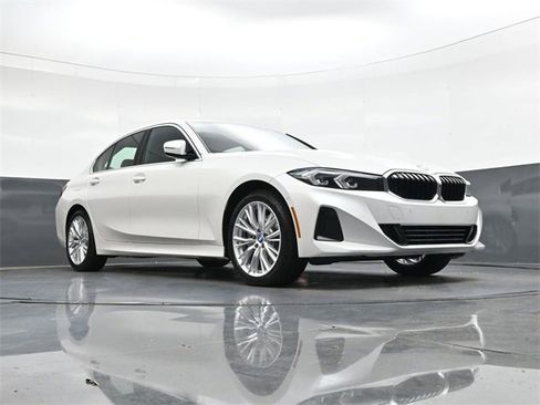 Used 2024 BMW 330e w/ Premium Package image 26