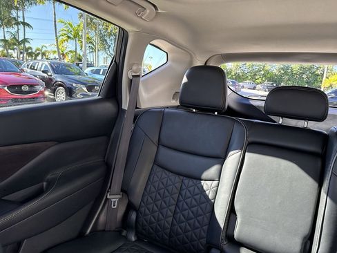 Used 2019 Nissan Murano Platinum AWD/4WD image 17