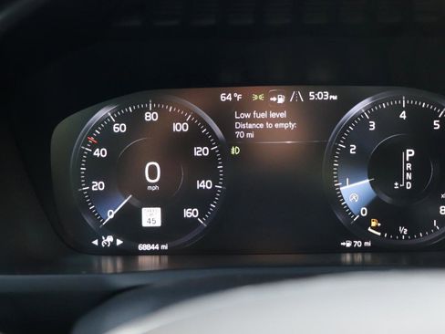 Used 2019 Volvo XC90 T6 R-Design w/ Advanced Package image 13