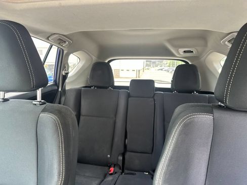 Used 2015 Toyota RAV4 XLE AWD/4WD image 25