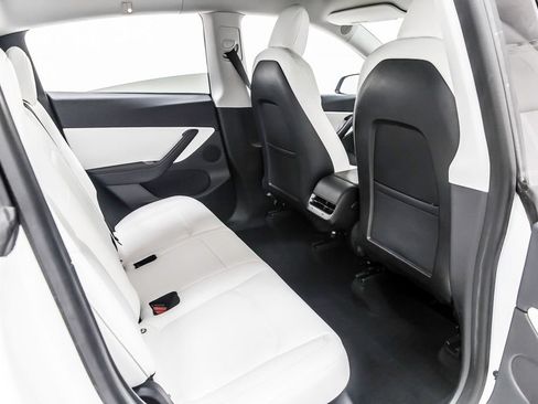 Used 2021 Tesla Model Y 2WD image 36