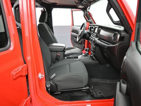 Used 2023 Jeep Gladiator Sport image 31