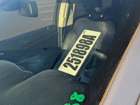 Used 2019 Dodge Journey GT image 9