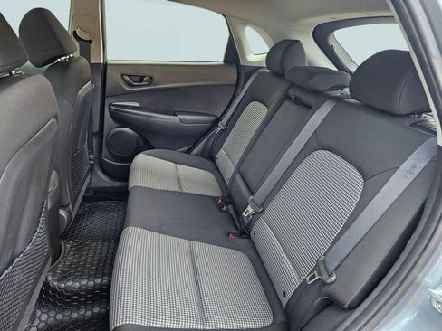 Used 2019 Hyundai Kona SE FWD image 24