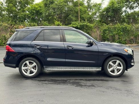 Used 2016 Mercedes-Benz GLE 350 w/ Premium Package image 8