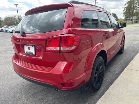 Used 2019 Dodge Journey SE w/ Connectivity Group FWD image 5