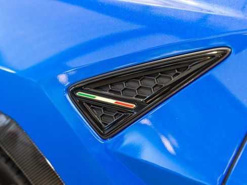 Used 2024 Lamborghini Urus Performante AWD/4WD image 15