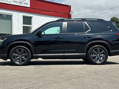 Used 2025 Honda Pilot Sport image 7