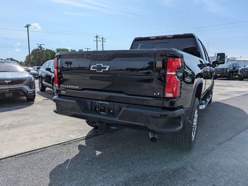 Used 2025 Chevrolet Silverado 2500 LT w/ Z71 Chrome Sport Edition AWD/4WD image 4