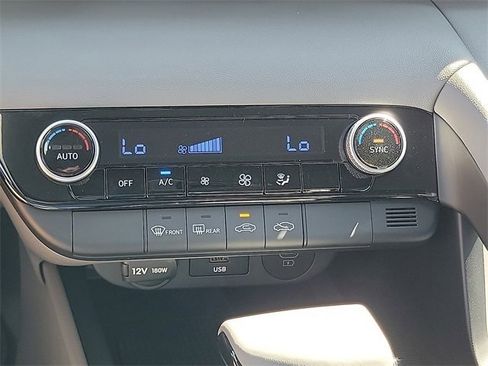 New 2025 Hyundai Elantra Sport image 9