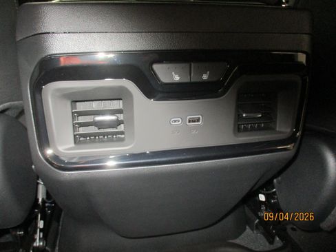 New 2026 GMC Sierra 2500 AT4 w/ AT4 Premium Plus Package AWD/4WD image 15