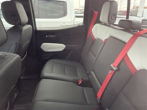 Used 2024 GMC Canyon AT4X image 6