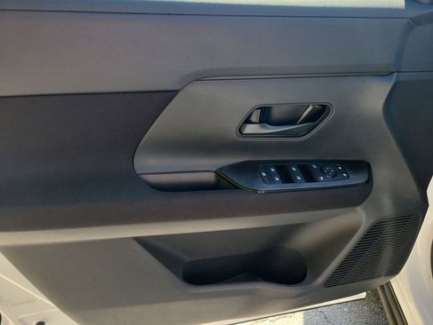 New 2026 Nissan Kicks S image 21