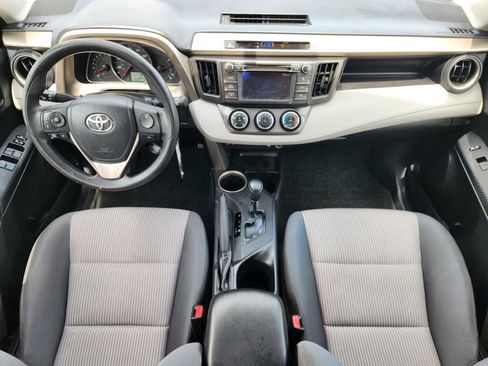 Used 2013 Toyota RAV4 LE FWD image 24