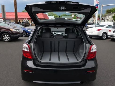 Used 2010 Toyota Matrix FWD image 5