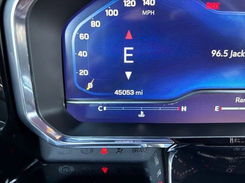 Used 2024 Chevrolet Silverado 3500 LT image 18