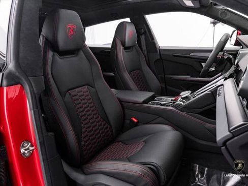 Used 2024 Lamborghini Urus S image 44