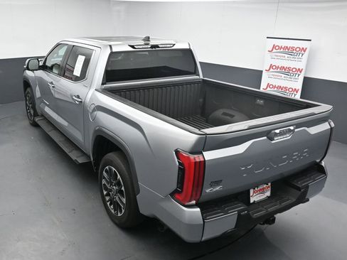 Used 2024 Toyota Tundra Limited AWD/4WD image 32