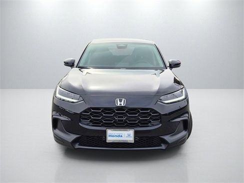 New 2026 Honda HR-V LX image 2