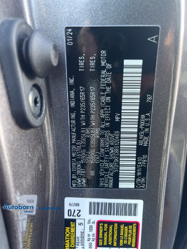 Used 2024 Toyota Sienna XLE AWD/4WD image 30