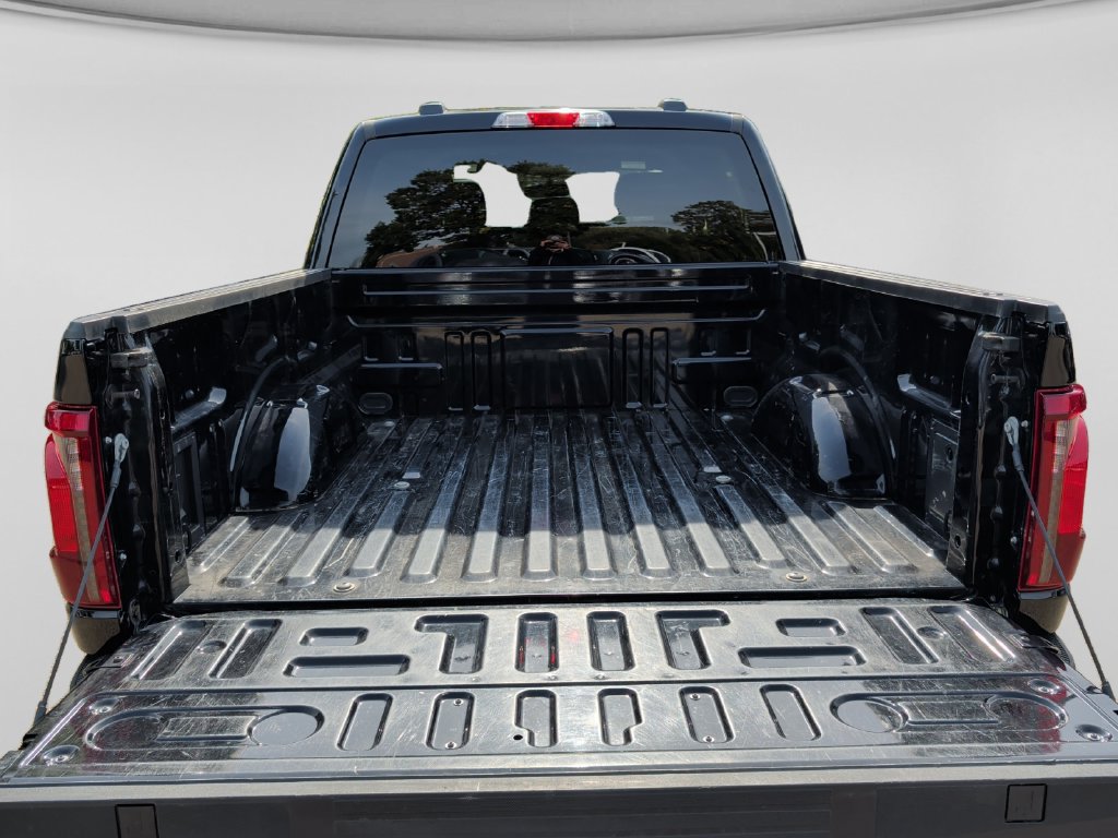 Used 2024 Ford F150 XLT w/ XLT Black Appearance Package AWD/4WD image 38