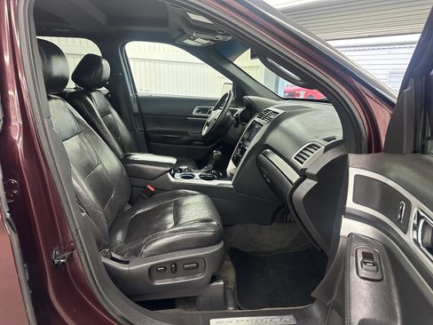 Used 2011 Ford Explorer Limited w/ 301A Rapid Spec Order Code image 15