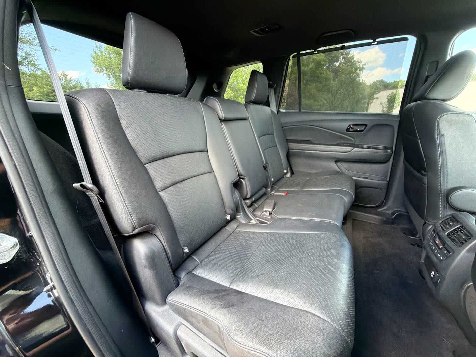 Used 2023 Honda Passport Elite image 18