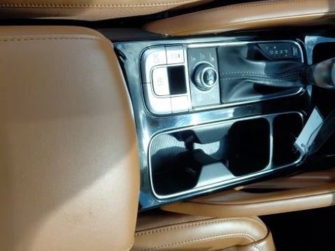 Certified 2024 Kia Telluride SX Prestige X-Line AWD/4WD image 14