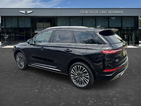 Used 2020 Lincoln Corsair Reserve w/ Equipment Group 201A FWD image 6