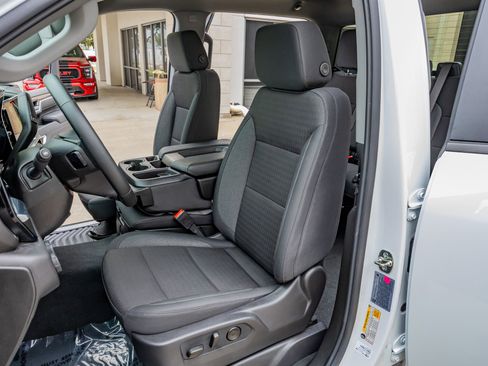 Used 2026 Chevrolet Silverado 3500 LT w/ Convenience Package image 29